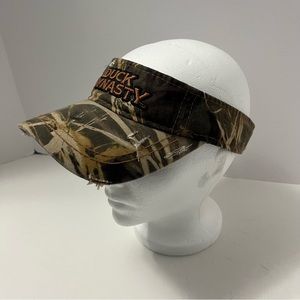DUCK DYNASTY pre-curved frayed VISOR NWOT camouflage camo hat unisex